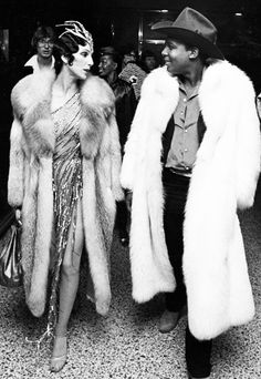 She Devoured Men The Way She Devoured Cigarettes — Cher and Sylvester at Studio 54, 1978. Photo by... Studio 54 New York, Studio 54 Fashion, Studio 54 Outfits, Look Disco, 70s Mode, Studio 54 Party, 70s Disco Party, 70s Glamour, Disco 70s