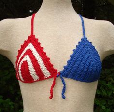 Red, White and Blue Bra Top – PR-103 – A crochet pattern from Nancy Brown-Designer. Wave the flag and celebrate summer with a patriotic bra top. So perfect with jeans, shorts or a bikini bottom. This pattern PDF can be purchased at my Etsy Pattern Store for $3.29, just click on the photo. Embellished Bags, Crochet Swimwear, Shell Stitch, Blue Bra, Crochet For Boys, Sport Weight Yarn, Pattern Store, Crochet Woman, Love Crochet