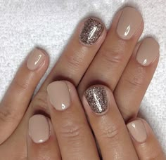 Fall Dip Manicure Ideas For Short Nails, Tan Gel Nails Design, September Wedding Nail Ideas, Nail Ideas 2 Colors, Neutral Gelish Nails, Fall Wedding Nail Colors, Keto Party Food For A Crowd, Cute January Nails Simple, Short Nail Designs Dip Powder