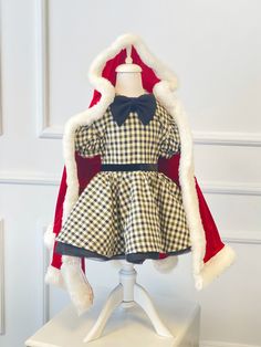 This Cindy Lou Inspired Dress is adorable for your birthday, christmas parties. You can be sure that your princess and your friends will fall in love with this stunning Winter Christmas Costume.. This  Costume is perfect for your birthay parties, themed parties, pageants, cake smash photo shootings, cosplay parties and Halloween. We use luxury plaid fabric for the dress, there is layer of tulle under the dress, also there is a velvet belt..We use luxury tulle for the skirt part  of the dress. We have our own standard sizes for this item 1 years to 7 years but ıf you want to order a custom size, you can message to us for the measurements. age, heigh,t weight, Chest and Waist circumference, lenght from shoulder to the waist, lenght from waist to above the knee.. We prepare all of our dresses Christmas Toddler Dress, Cindy Lu, Xmas Photoshoot, Photoshoot Christmas, Kids Christmas Dress, Toddler Christmas Dress, Velvet Belt, Christmas Toddler, Cindy Lou Who