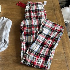 All Are Xs Except The Hollister Pair Which Is A Small, The White/Red Plaid Pants Are A Xs Tall Nwt. Others Are Euc Or New But No Tags! Red Plaid Pants, Plaid Pants, Christmas 2024, Red Plaid, Christmas List, Women's Intimates, The White, Hollister, Red White