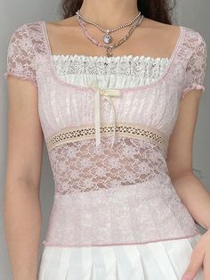 Lace Patchwork Crop Blouse – AnotherChill T-shirts Vintage, Pink Lace Shorts, Fashion 60s, Top In Pizzo, Butterfly Print Dress, Street Y2k, Fashion 90s, Lace Short Sleeve Top, 90's Fashion