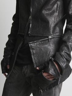 Urban Fashion Photography, Urban Style Outfits, Aleister Crowley, Urban Dresses, Urban Wear, Black Leather Jacket, Urban Outfits