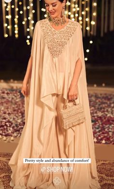 Cape Dress Indian, Plazo Outfits, Kaftan Style Dresses, Night Set, Kaftan Designs, Lehnga Dress