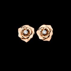 Rose gold Diamond Earrings G38U0043 - Piaget Luxury Jewelry Online Formal Rose Gold Earrings With Rose Design, Rose Gold Flower Earrings For Formal Occasions, Rose Gold Rose Design Flower Earrings For Formal Occasions, Rose Gold Flower Design Earrings For Formal Occasions, Rose Gold Diamond Earrings With Single Diamond, Formal Rose Design Rose Gold Flower Earrings, قلادات متدلية, Plain Silver Rings, Tiffany Earrings