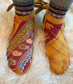 Here are a pair of Vintage Kantha Magnetic Grounding Shoes. they have a removable sole so you can wash them. this pair is size 11 women and 9.5 men. measurement of shoe is 11" x 4.5" grounding/earthing shoes are so soothing and this Kantha pair are soft with 4 layers of fabric. They are made from vintage Kantha blankets of soft cotton.  Grounding with magnets is new but this idea came from a pair of shoes made with fabric unearthed by archaeologists and they date back over 2000 years and are made with magnets on the sole just like mine. No one is making anything like these so be the first to own them Earthing Shoes, Grounding Shoes, Quilted Clothing, Kantha Embroidery, Earth Shoes, Kantha Blankets, Vintage Kantha, Kantha Quilt, On Shoes