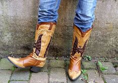 My DIY Refashioned Cowboy Boots | Upstyle