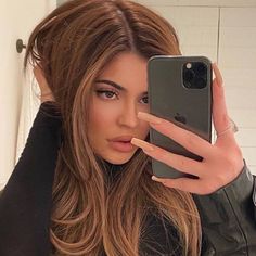 Gold Brown Hair, Hair Lights, Highlights Hair Color, Unnatural Hair Color, Kylie Hair, Jenner Hair, Kylie Jenner Hair, Golden Highlights