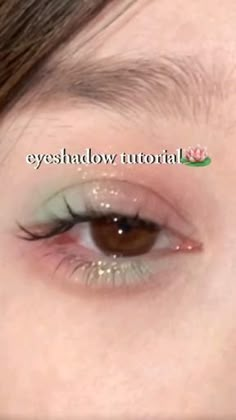 Cute Eye Makeup Tutorial, Korean Eye Makeup Look, Makeup Ideas Korean, Maquillaje Cute, Yesstyle Makeup, Simple Eyeshadow Tutorial, Makeup Cute, Doll Eye Makeup, Cute Eye Makeup