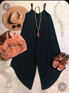 Beach Outfit For Women, Outfits Gorditas, Moda Hippie, Outfits Con Jeans, Iranian Women Fashion, Boho Chic Outfits, Fashionista Clothes, Boho Look