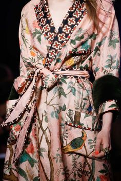 Gucci Spring 2016 Menswear Accessories Photos - Vogue Menswear Details, 2016 Menswear, Looks Style, Style Outfits, Fashion Details, Chinoiserie, Look Fashion