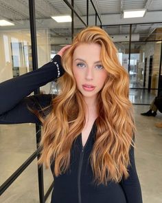 Short Hair Copper Highlights, Light Copper Hair With Highlights, Apricot Hair Color Peach Rose Gold, Russet Hair Color, Blonde To Red Hair Before And After, Gingerbread Caramel Hair, Copper Hair With Shadow Root, Babylights And Balayage, Babylights Balayage