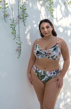 Keep it classic as you lounge by the water in these timeless bikini bottoms boasting a tropical pattern. Moderate back coverage Lined 90% nylon, 10% elastane Hand wash, dry flat Imported Tropical Underwire Tankini For Beach Season, Tropical Underwire Tankini For Vacation, Tropical Underwire Tankini For Pool, Tropical Underwire Tankini For Sunbathing, Tropical Seamless Swimwear For Sunbathing, Hawaiian Style Tankini For Sunbathing, Floral Print Underwire Swimwear For Sunbathing, Tropical Seamless Triangle Top Swimwear, Underwire Floral Print Swimwear For Sunbathing