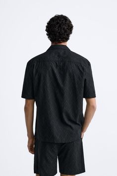 GEOMETRIC JACQUARD SHIRT - Black | ZARA United States Zara Short Sleeve Work Shirt, Zara Short Sleeve Workwear Shirt, Zara Short Sleeve Shirt For Work, Zara Summer Shirt With Spread Collar, Zara Black Collared Shirt, Jacquard Shirt, Cotton Blend Fabric, Zara United States, T-shirt Polos