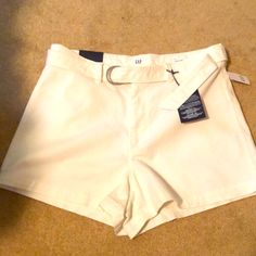 White Belted Jean Shorts With Some Stretch Gap High Waist Shorts For Spring, Gap High Waist Shorts For Summer, Gap White Bottoms For Spring, Gap White Cotton Bottoms, White Cotton Bottoms By Gap, Fitted White Gap Bottoms, Gap White Bottoms With Pockets, White Gap Bottoms With Pockets, Size 16 Jeans