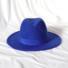 Category:Hats; Embellishment:Pure Color; Gender:Men's; Quantity:1 PC; Style:Simple; Hats Category:Fedora Hat; Occasion:Formal,Wedding,Cocktail,Royal Astcot; Material:Wool Acrylic; Front page:WE; Shipping Weight:0.165; Listing Date:03/14/2023 Wedding Party Accessories, Art Outfit, Grey Roses, Blue Hat, Green And Khaki, Wedding Cocktails, Formal Wedding, Fedora Hat, Pure Color