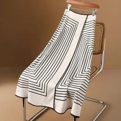 Elegant Geometric Striped High-Waist Midi Skirt Long Midi Skirt, White Striped Skirt, Long Midi, Hepburn Style, High Waist Fashion, Skirts For Women, Summer Fabrics, Summer Skirts, Stripe Skirt