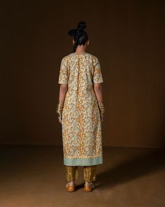 MANJARI PANT SUIT: this power silhouette consists of a plush summer silk jaal jacket intricately embroidered on hems , a fitted cigarette pant with embroidered hem and a fitted haulter crop top which has an intricatly embroidered placket. Fabric : summer silk olive Color 15 DAYS Delivery DRYCLEN ONLY DRYCLEN ONLY, STORE IN PLASTIC GARMENT BAGS FOR THE PRINT TO RETAIN SHINE 3 Components Fitted Pant Set With Resham Embroidery And Straight Kurta, Fitted Cotton Kurta With Set-in Sleeves, Fitted Kurta With Chikankari Embroidery And Straight Pants, Fitted Straight Kurta Pant Set For Summer, Fitted Pant Set With Straight Kurta For Summer, Fitted Cotton Pant Set With Resham Embroidery, Fitted Cotton Pants With Resham Embroidery, Fitted Pant Set With Straight Kurta And Printed Motifs, Fitted Anarkali Pant Set With Straight Kurta