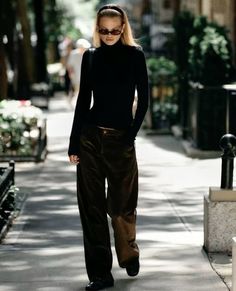 Autumn Fits, Frankies Bikinis, Looks Street Style, All Black Outfit, Models Off Duty, Mode Inspo, 가을 패션, Casual Fit, Mode Vintage