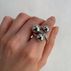 This chunky ring is created in a minimalist style. Its geometric design is very contemporary and will complement your fashionable look perfectly. It will serve as a wonderful statement accessory. Material: Stainless steel Size: Adjustable 🔸more from us🔸 https://www.etsy.com/shop/DoraJewelryAccessory Modern Silver Metal Dome Ring, Kugel Ring, Luxury Handmade Silver Dome Ring, Chunky Silver Jewellery Big Rings, Silver Ball Ring, Geometric Ring, Chunky Rings, Stainless Steel Rings, Minimalist Jewelry