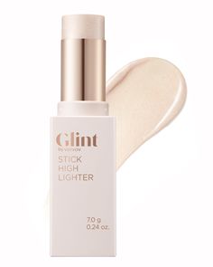 PRICES MAY VARY. GLINT STICK HIGHLIGHTER (7g/0.24oz) - What makes our stick highlighter special is that you can use it as a regular highlighter, a blush, or even as an eyeshadow, multi-functional, multi-tasking product. Formula applies smooth without drying the skin or flaking due to its triple-layer system which helps provide a deep moisturizing effect to create that glowy, dewy look. Available in 2 dreamy colors: Dewy Moon, and Milky Moon. GET READY FOR AN EXTREME GLOW - Our highlighters help