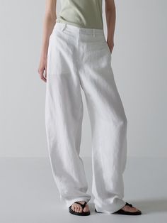 This is a trendy and modern pants by FACADE PATTERN that is made out of high quality and sturdy material. With distinctive mood of the design and modern feminine look, you can style it for your trendy daily outfit.- Wide thigh and slimmer lower leg- Natural gloss of rayon and linen blend fabric- Cool touch suitable for summer season Modern White Wide Leg Pants For Work, White Baggy Wide Leg Pants For Work, Baggy White Wide Leg Pants For Work, White Linen Wide-leg Pants, Chic White Linen Pants, White Baggy Bottoms For Work, White Baggy Pants For Work, Baggy White Pants For Workwear, Baggy White Bottoms For Work