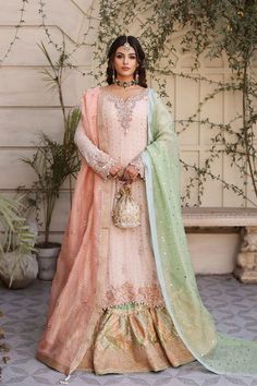 Pink Kaamdani Shirt Sharara For Pakistani Wedding Dresses Lehenga Choli Pakistani, Black Pakistani Dress, Black Lehenga Choli, Black Lehenga, Pakistani Fashion Party Wear, Pakistani Wedding Dresses, Indian Wedding Dress, Pakistani Wedding, Pakistani Fashion