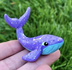 Clay galaxy whale Whale Clay Art, Clay Whale Diy, Whale Polymer Clay, Purple Clay Ideas, Air Dry Clay Whale, Clay Crafts Ocean, Clay Ocean Art, Whale Clay Sculpture, Clay Ocean Animals