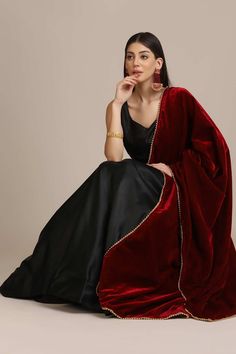 color-black, fabric-silk, work-plain , brand-name-krupali-savani,occasion-festivewear, occasion-wedding-guest, womenswear,ideal-for-women, lehengas, Product Features: Color: Black Lehenga Fabric: Banglory Silk Choli Fabric: Banglory Silk Work: Plain Sleeves: Sleeveless Neck Type: V Neck Wash Care: Dry Clean Occasion: Festivewear, Wedding Guest Product Type: Lehenga Choli with Dupatta Disclaimer: There will be slight difference in digital to actual image Plain Lehenga, Black Lehenga, Lehenga Choli, Wedding Guest, Black Color, Lehenga, Women Wear, V Neck, Silk