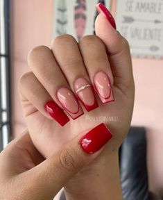 La French Nails, Red Nail Ideas Square, Gel Toe Nails, Moon Nails, Winter Nails Acrylic, Vacation Nails, Short Acrylic Nails Designs, Oval Nails