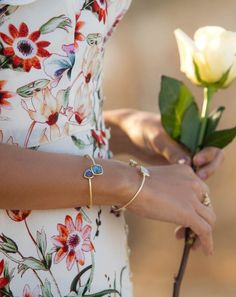 This adjustable bracelet is stunning! — •✧•✧•✧•✧•✧•✧•✧•✧•✧•✧•✧•✧•✧•✧•✧•✧— D E T A I L S — M E T A L S: Gold Plated 18k or Silver Plated ✦ Gold Plated: Gold plated jewelry has a layer of gold covering a base metal. ✦ Silver Plated: Silver plated jewelry has a layer of silver covering a base metal. — S T O N E: Labradorite 💎 M E A N I N G • O F • G E M S T O N E: ✦ Labradorite is a stone of magic, awakening within you mystical and magical abilities and psychic powers. It has within it a deeply fe Natural Stones Jewelry For Friendship, Elegant Gemstone Jewelry For Friendship, Bangle Bracelet Gold, Summer Bracelet, Summer Bracelets, Aqua Chalcedony, Star Gift, Zodiac Jewelry, Gold Bangle Bracelet