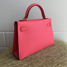 *The bag comes in full set with original store receipt. Classic Pink Bag For Business, Classic Pink Business Bag, Elegant Pink Business Bag, Elegant Pink Business Bags, Designer Pink Epsom Leather Bag, Formal Pink Epsom Leather Bag, Elegant Pink Epsom Leather Bag, High-end Pink Office Bag, Classic Pink Office Bag