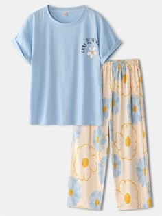 Cute Pajama, Pajama Fashion, Pajama Outfits, Cute Pajama Sets, Cute Sleepwear, Cute Pajamas, Print Flower, Cute Comfy Outfits, Home Wear