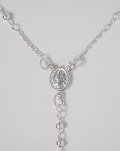 Jewel: Rosary

Weight: 3 grams

 Material: 925 silver

Gender: Lady

 Shipping: Free nationwide for purchases over 75,000

Payment: Cash on delivery or other means of payment White Gold Jewelry With Sterling Silver Clasp, Oval White Gold Jewelry With Sterling Silver Clasp, Oval Sterling Silver Jewelry In Silver, Oval Sterling Silver Necklace In Silver, Sterling Silver Shiny Jewelry, Sterling Silver Shiny Finish Jewelry, Classic Silver Jewelry With Shiny Finish, Shiny Sterling Silver Jewelry, Oval Silver Jewelry With Shiny Finish