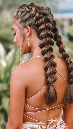 Hair And Makeup Ideas, Homecoming Hair, Hair Stylist Life