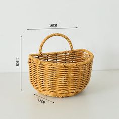 the size of a basket with measurements for it