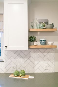 the kitchen counter is clean and ready for us to use