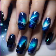 Northern Light Nail Art, Aurora Borealis Nail Art, Aroura Nail, Northern Lights Nail Art, Spring Nail Inspo Acrylic, Northern Light Nails, Alaska Nails Designs, Aurora Nails Design, Aurora Borealis Nails