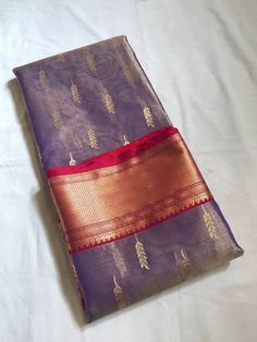 Benaras Sarees, Floral Sarees, Silk Saree Blouse Designs Patterns, Kalamkari Dresses, Saree Floral, Kids Blouse Designs, Wedding Saree Blouse Designs