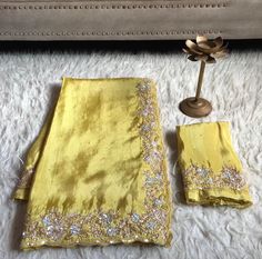 Premium Pure Banarasi Zari Tissue Organza Silk drapes of luxury embellished with zardozi handwork & running zardozi handwork bp Prebooking 15 days approximately Yellow Tissue Saree, Tissue Organza Saree, Saree Organza, Silk Drapes, New Saree Blouse Designs, Tissue Saree, Organza Saree, Saree Blouse Designs, Blouse Designs