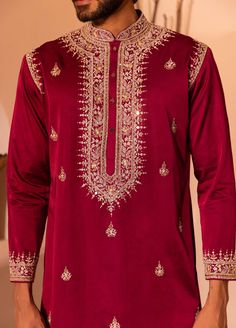 Featuring farmaan kurta with mandarin collar, detailings on armhole with inside lining & embroidered beads, mirror, sequence, and thread work. Sangeet Outfit For Men, Kurta And Pants, Indian Wedding Clothes For Men, Motivational Mindset, Wedding Dresses Men Indian, Red Kurta, Gents Kurta, Kurta Men, Mens Kurta Designs