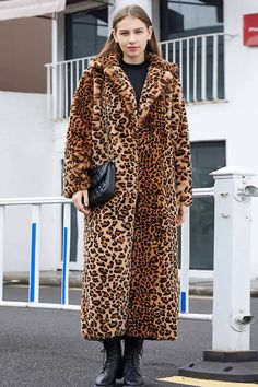 Brown Leopard Notched Lapel Faux Fur Shearling Coat Faux Fox Fur Coat, Celana Kargo, Fur Trench Coat, Long Suit, Long Fur Coat, Long Faux Fur Coat, Plush Coat, Suit Collar, Leopard Print Coat