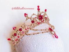 This wonderful ballet professional headpiece is create with Gold and Red Swarovski, authentic Swarovski beads and pearls . Unique pieces hand made with high quality materials, which last in the years. To each single piece is applied a double work, made with a metallic wire and then for safety with a nylon thread that gives resistance. It can be used La Bayadere,Nikita variation,Le corsaire variation,The Odalisque and Diana variations. 36x 5cm . The red Swarovski can be replaced with blue or gree Red Crown Headpiece For Wedding, Red Tiara, Ballet Tiaras, Tiara Gold, Swarovski Tiara, Swarovski Beads, Gold And Red, Single Piece, Red Gold