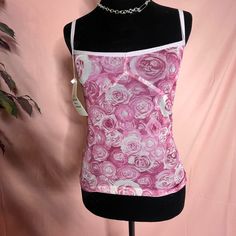 Nwt Deadstock Digital Rose Print Pink And Lavender Purple Mesh Cami (Sheer) 10/10 Condition Brand: ? Size: S&M (Super Stretchy Since It’s Mesh) Message For Measurements! (Ignore) (Item May Be Pinned To Fit A Size Small Mannequin) Follow Me On Ig Fantasy.Maya Free Kawaii Sticker With Every Order Check Profile For Bundle Info! 1 Day Handling Time I Try My Best To Make Sure Everything Is In Great Shape, However I Am Human And Can Miss Flaws. Most Things Are Used & Thrifted , That’s The Risk Of Buyi Pink Floral Print Y2k Tops, Fitted Mauve Summer Top, Fitted Mauve Top For Summer, Rose Print Tops For Summer, Green Cami, Crinkle Top, Small Mannequin, Pink And Lavender, Kawaii Sticker