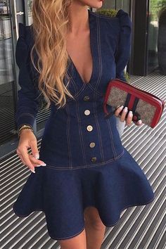 Details: Material: Denim Sleeve Type: Puff Sleeve Neckline: V Neck Length: Thigh-Length Fit Type: Slim Fit Elastic: Yes Size(Inch) Bust Waist Hips Length S 35.4 27.6 37.8 33.1 M 37.0 29.1 39.4 33.5 L 38.6 30.7 40.9 33.9 XL 40.2 32.3 42.5 34.3 Tips: Due to the many variations in monitors, the color in the image could look slightly different, please take physical design and color shall prevail. Please allow 0.4"-1" differs due to manual measurement. About Shipping • Processing It usually takes 2-5 Denim Ruffle Dress, Denim Outfits, Womens Denim Dress, Denim Dresses, Jumpsuit Outfit, Mini Robes, Denim Mini Dress, Instagrammer, Outfits Casual