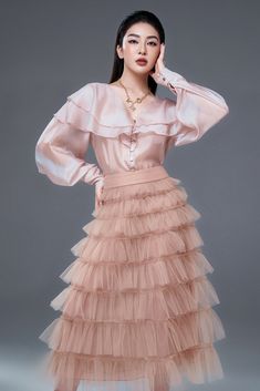 Puffy Sleeves Shirt, Button Up Shirt Women, Puffy Shirt, Gentle Feminine, Layered Ruffle Skirt, Long Puffy Sleeves, Office Blouse, Organza Shirt, Tulle Midi Skirt