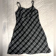 Never Worn. Fits Xs Casual Black A-line Mini Dress, Black Cotton Lined Dress, Casual Plaid Mini Dress With Lining, Casual Lined Plaid Dress, Casual Plaid Lined Dress, Black And White Plaid Dress, White Plaid Dress, Shein Dress, Black And White Plaid