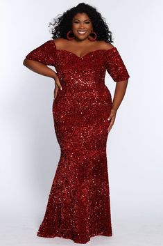 Princess Bodice, Johnathan Kayne, Rental Wedding Dresses, Emerald Bridesmaid Dresses, Evening Gowns With Sleeves, Colorful Dresses Formal, Plus Size Cocktail Dresses, Plus Size Formal, Plus Size Party Dresses