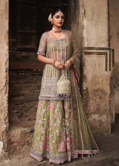 Hussain Rehar, Lehenga Dress, Pakistani Designer Clothes, Green Lehenga, Organza Sleeves, Lehenga Style, Indian Bridal Dress, Luxury Wear, Luxe Wedding