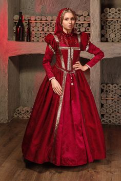 Women's Historical Costume - "Queen of England" - An extravagant burgundy dress in the style of sixteenth century English high fashion. Edgy Festival Outfit, England Clothes, England Costume, Mode Style Anglais, Fairy Tale Dresses, Victorian Style Clothing, Historical Gowns, Western Outfits Men, English Fashion